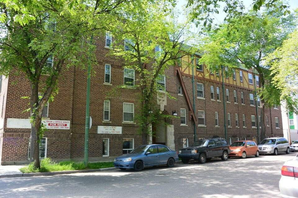 Kenora Apartments for Rent 2601 14th Avenue, Regina, SK S4T 1R3 with