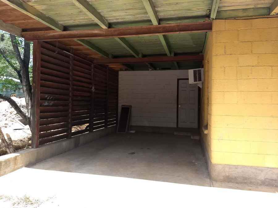 914 N Lbj - Photo 2 of 13