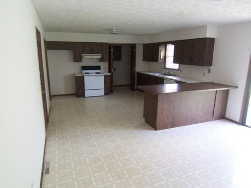 2205 E Livingston St - Photo 3 of 12