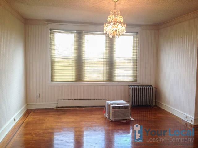 1034 Duncan Ave - Photo 3 of 12