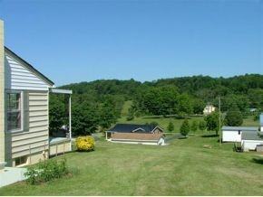 180 Hixon Cir - Photo 2 of 13