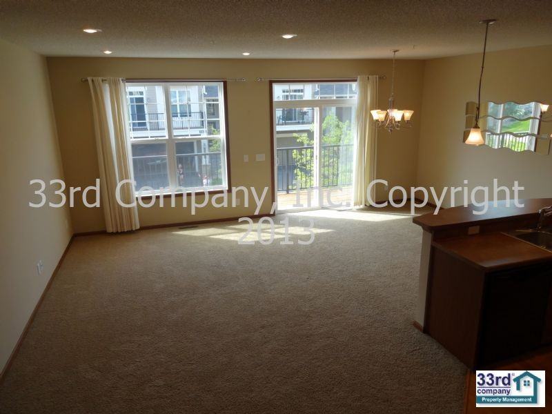 15621 Echo Ridge Rd - Photo 3 of 14