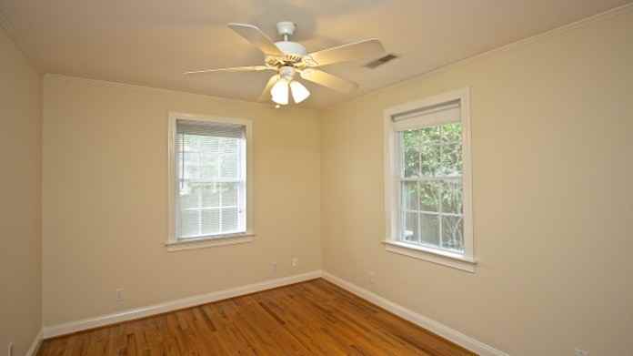 7 Craven Ave - Photo 3 of 13