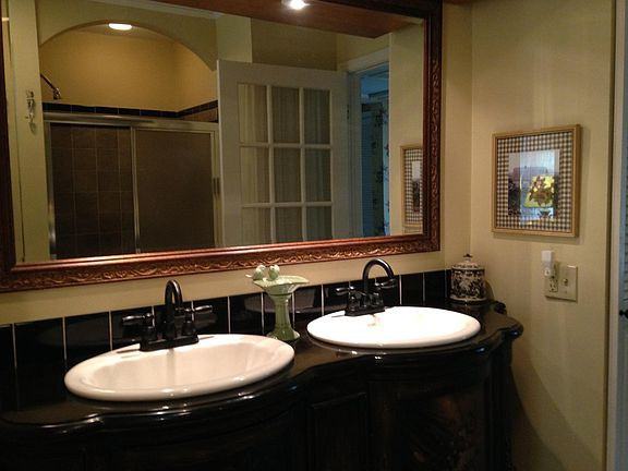 7406 Quaker Rd - Photo 3 of 10