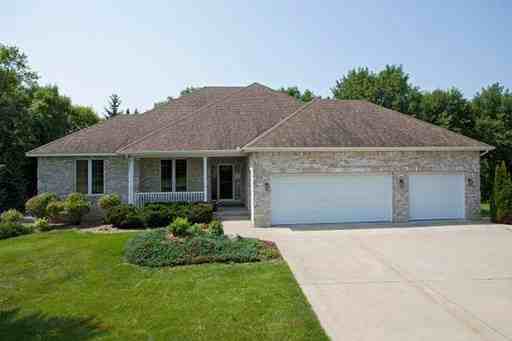 1465 Knob Hill Ln - Photo 2 of 6