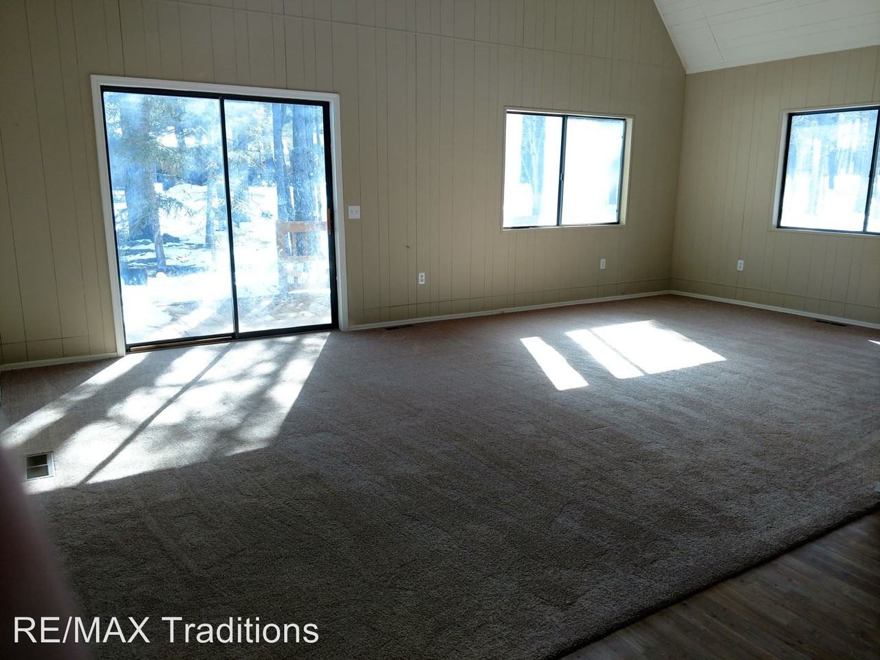 5064 Black Panther Loop - Photo 2 of 17