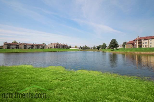 Hunt Club Apartments - Photo 3 of 26