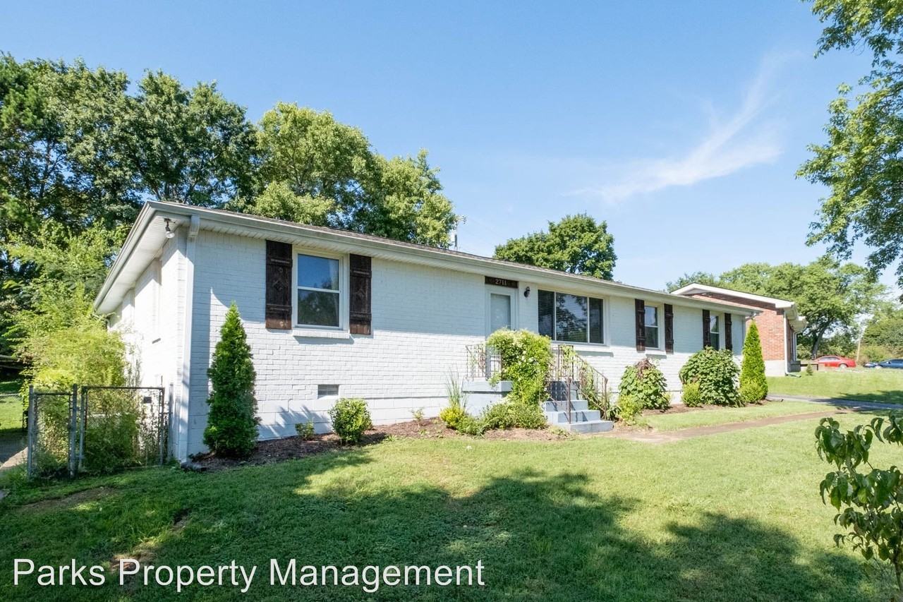 2711 Fortland Drive - Photo 2 of 25
