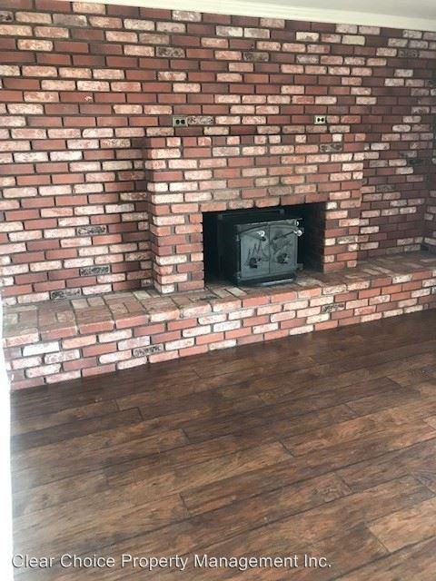 5085 Deer Creek Way - Photo 3 of 7