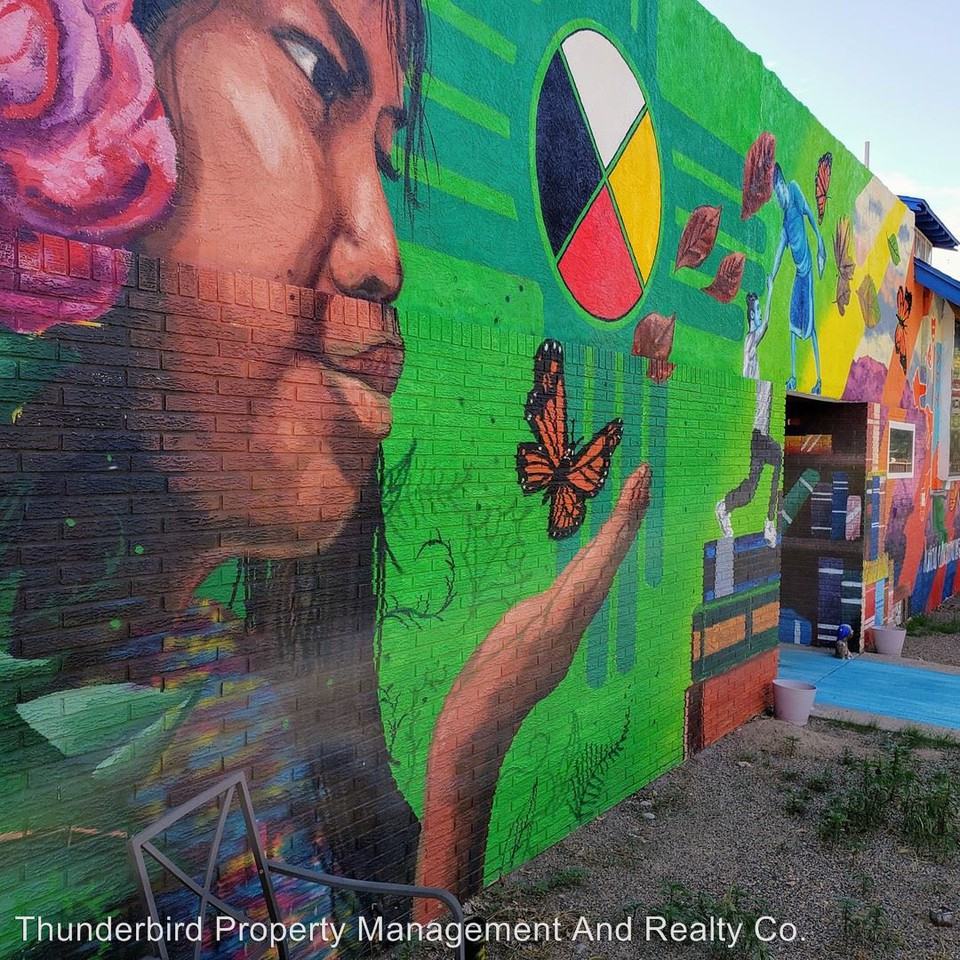 500 Hazeldine Ave. Sw - Photo 2 of 10