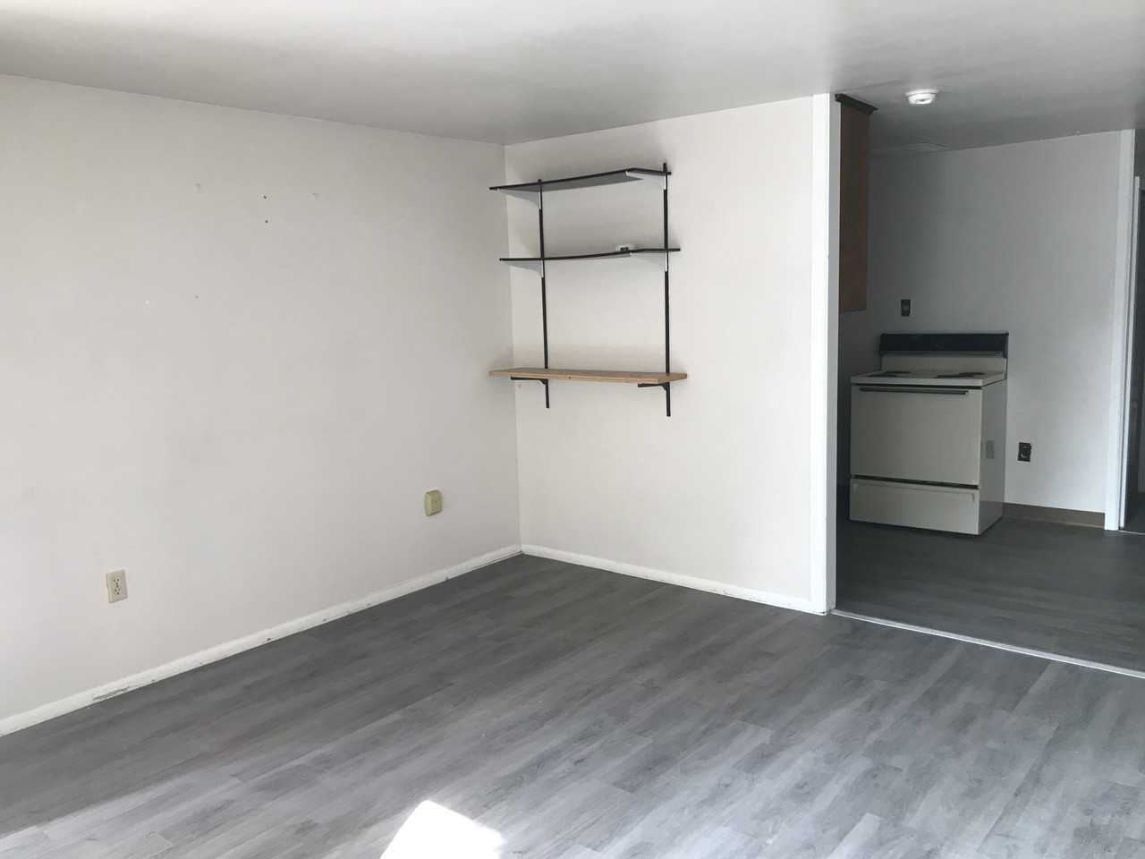 1025 E 11th Ave - Photo 2 of 7