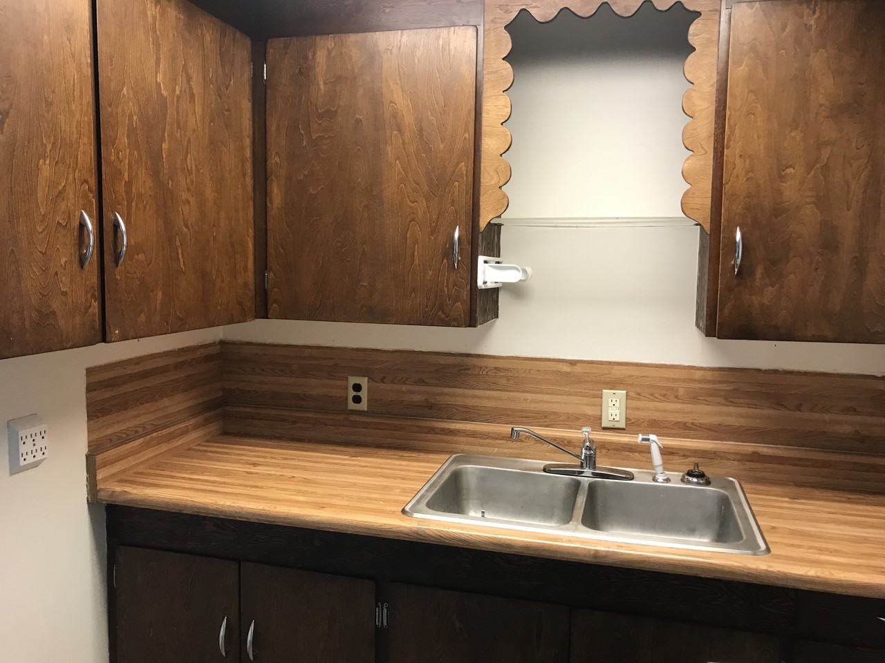 1025 E 11th Ave - Photo 3 of 7