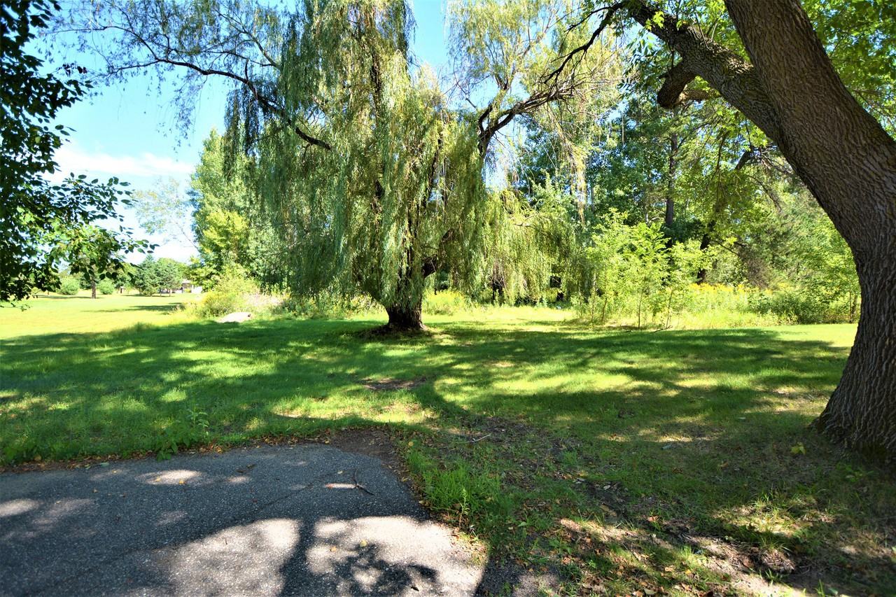 7152 Excelsior Rd - Photo 2 of 16