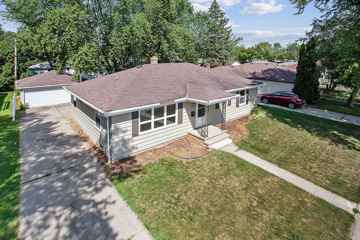 510 E Frances St Appleton Wi 54911 3 Bedroom House For