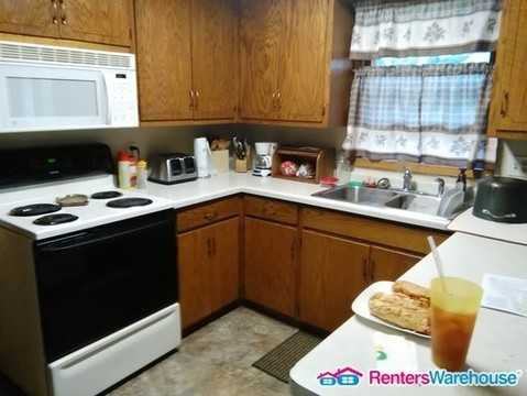 27 1st St N - Photo 2 of 14
