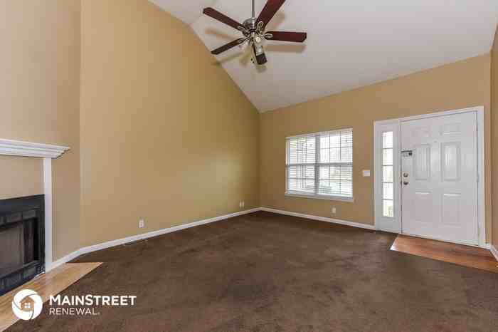 3225 Cain Harbor Drive - Photo 2 of 15