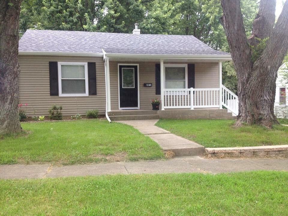 605 Spring St - Photo 2 of 12