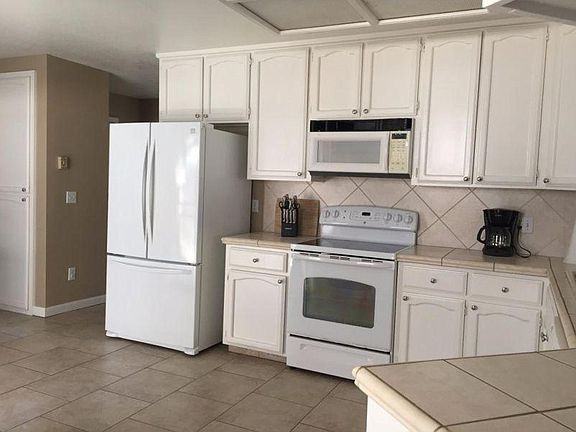 334 Wanda Way - Photo 2 of 8