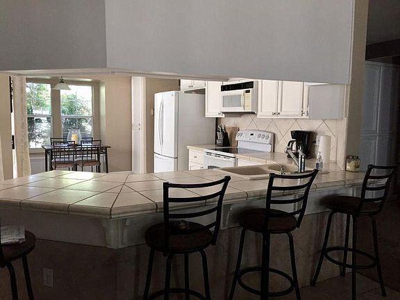 334 Wanda Way - Photo 3 of 8