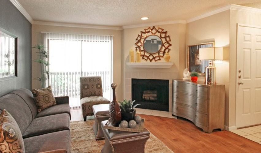 The Glen at Highpoint - Photo 4 of 76