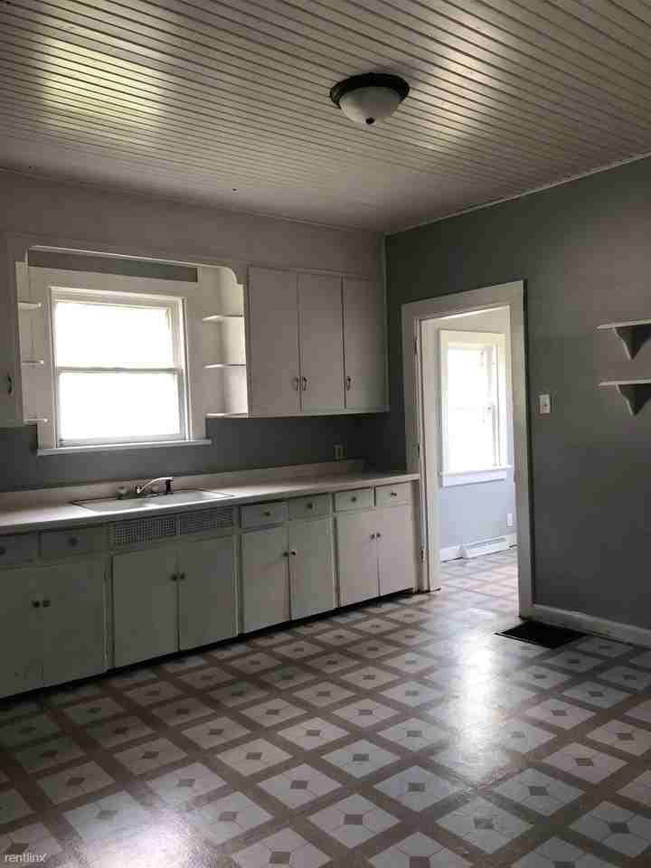 520 S Olive St - Photo 2 of 14