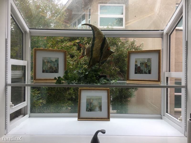 1594 Via Capri - Photo 2 of 11