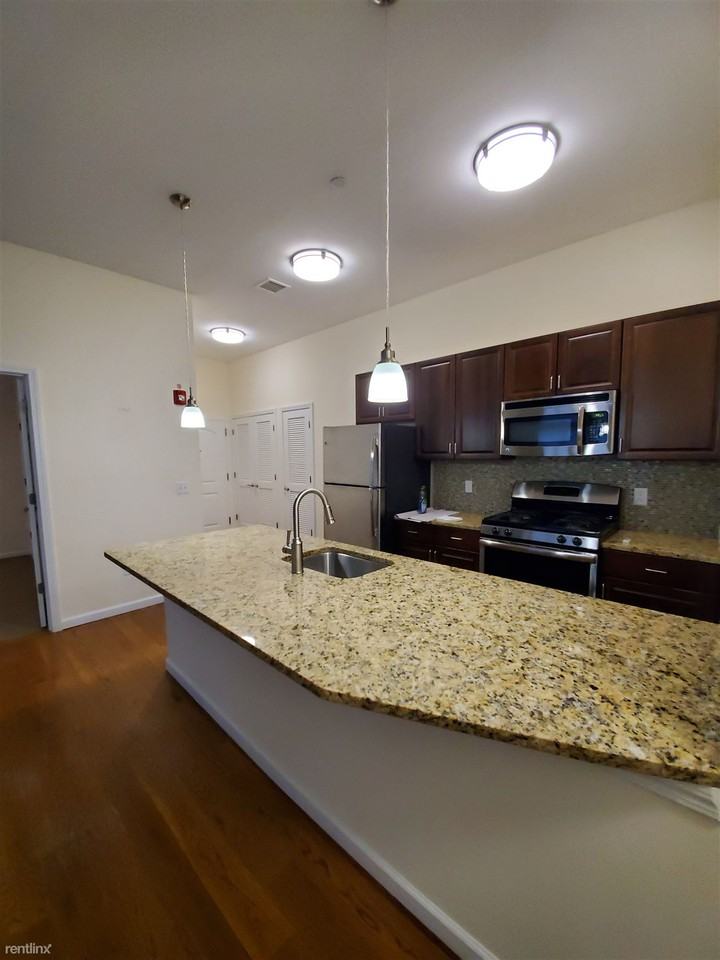 Glenbrook Commons - Glenbrook Rd - Photo 2 of 10