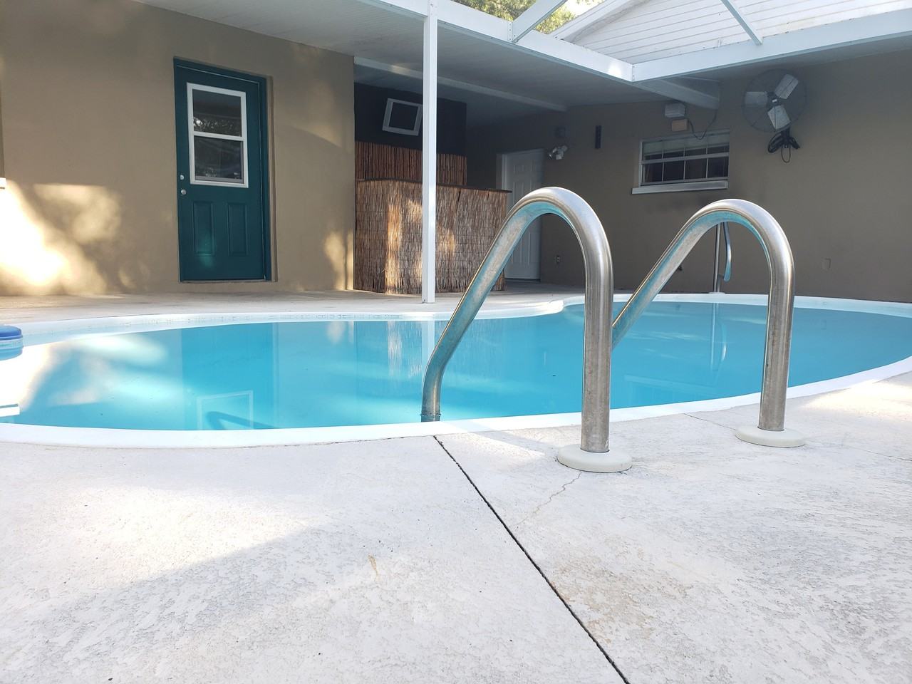 207 W Giddens Ave - Photo 2 of 15