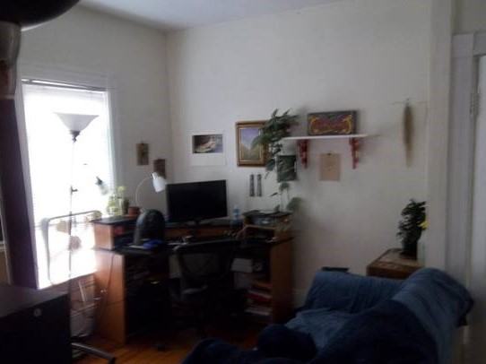 Lowell St #4 - Photo 3 of 5