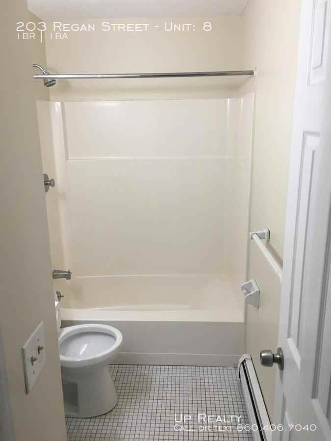 203 Regan Street - Photo 3 of 8