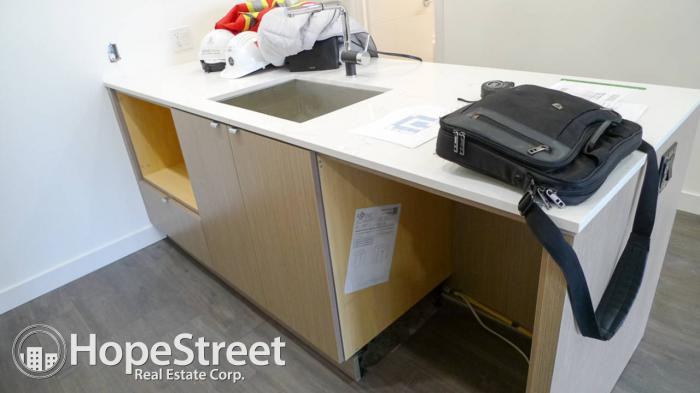 3450 19 Street Sw - Photo 2 of 50