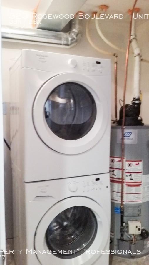 323 Rosewood Boulevard - Photo 2 of 13