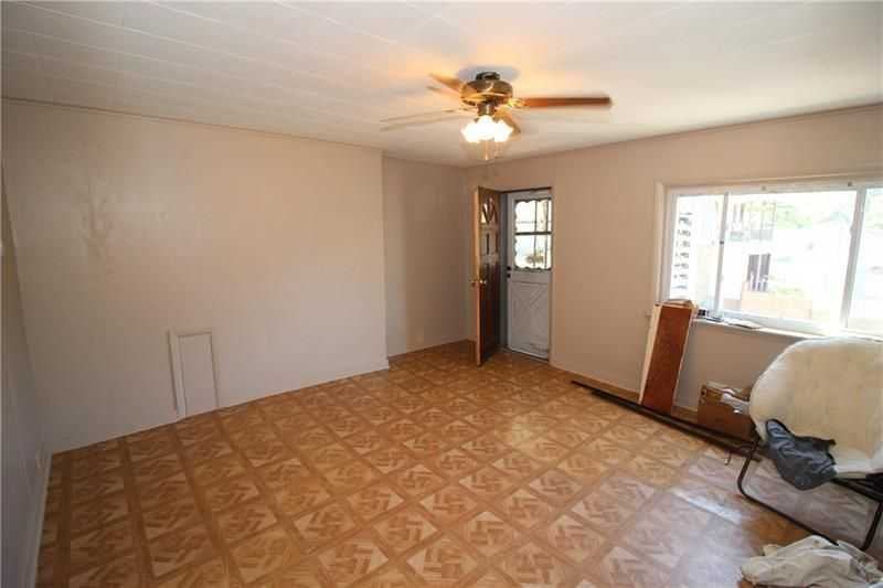 17 Jefferson St - Photo 2 of 8