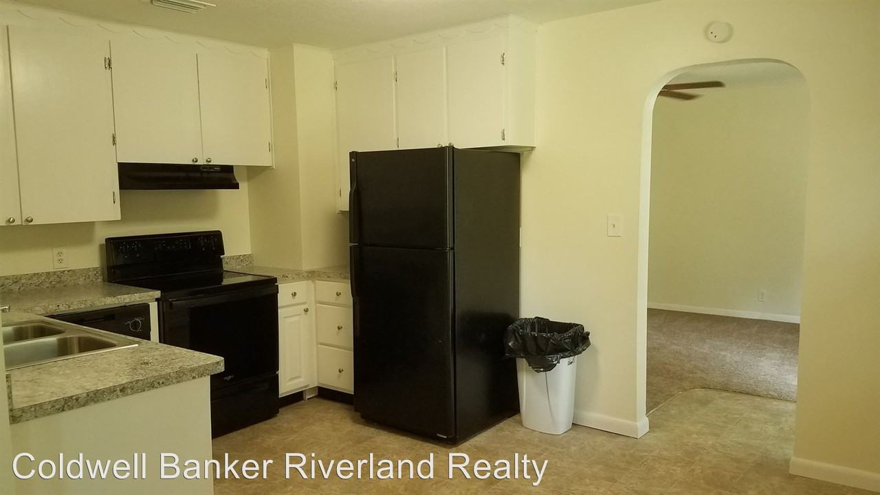 11701 N Citrus Ave - Photo 3 of 21