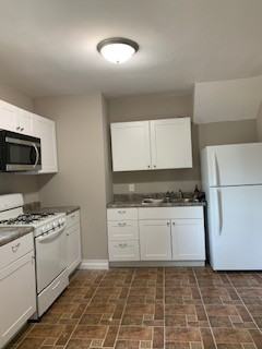 941 Davis Avenue Northwest #1 - Photo 3 of 9