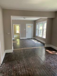 941 Davis Avenue Northwest #1 - Photo 4 of 9