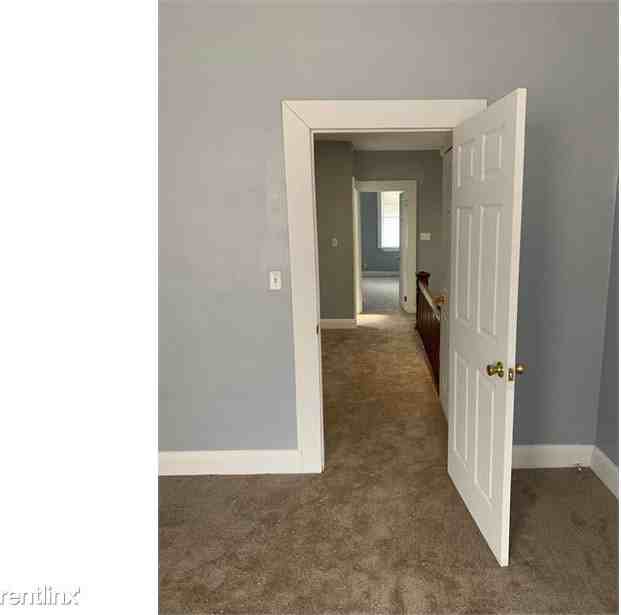 716 N Belnord Ave - Photo 3 of 15