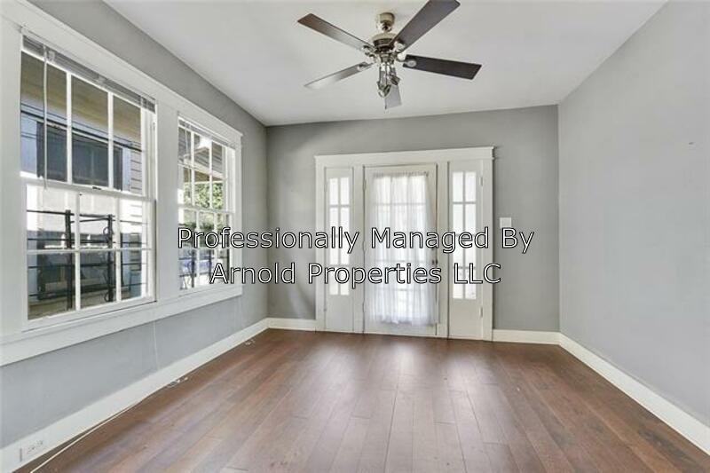 3820 Royal Street - Photo 2 of 11