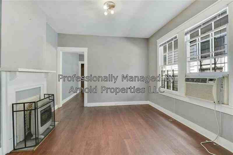 3820 Royal Street - Photo 3 of 11