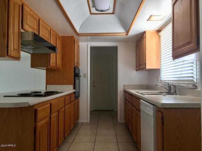 3336 South Pine Street - Photo 3 of 9