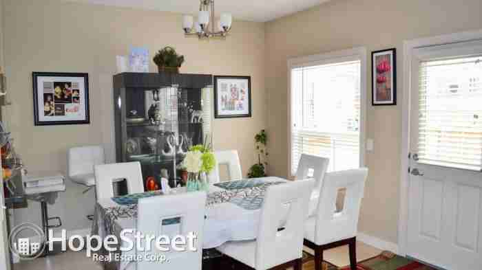 58 Everhollow Manor Sw - Photo 3 of 11