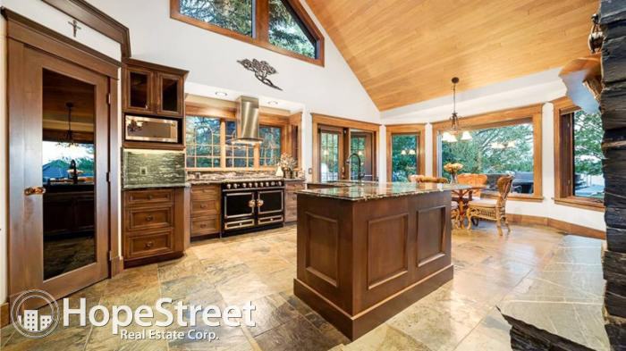 251 East Chestermere Drive - Photo 2 of 30