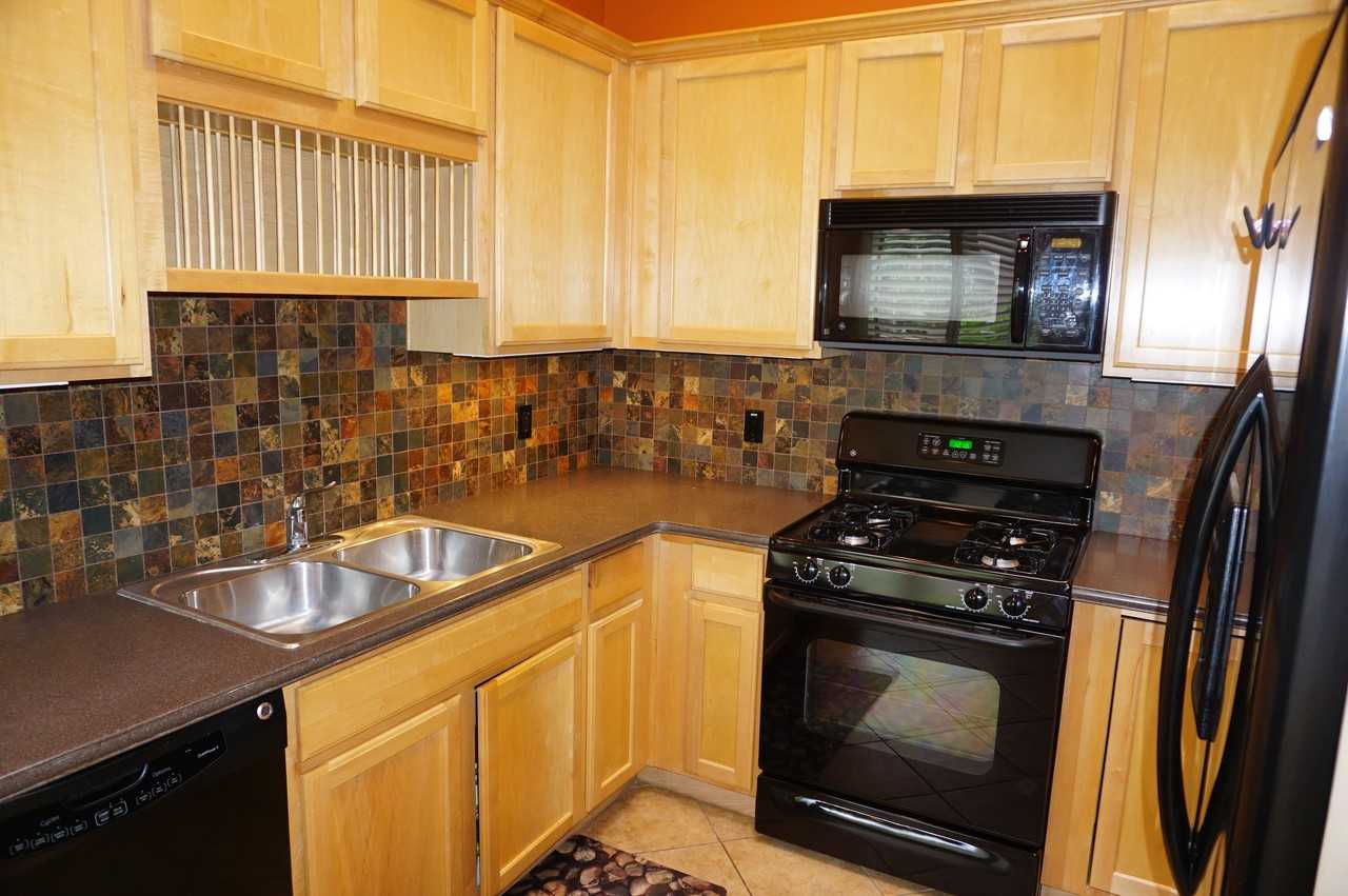 7683 S Vivaldi Ct - Photo 2 of 17