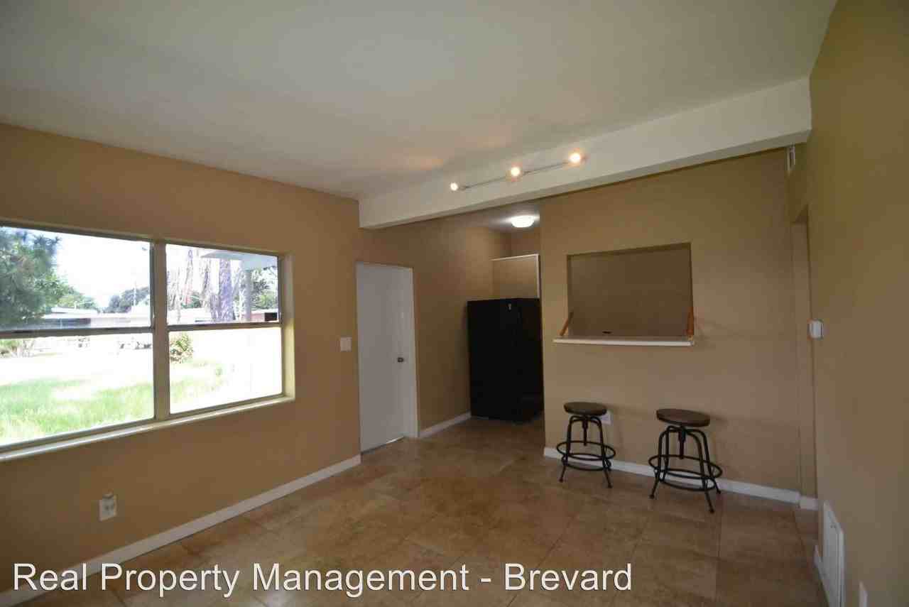 1847 Mosswood Drive - Photo 3 of 9