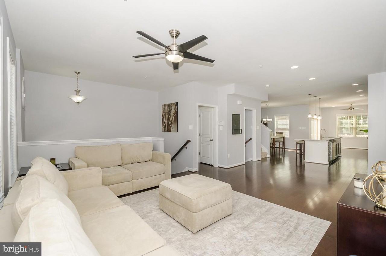 7523 Holly Ridge Drive - Photo 3 of 44