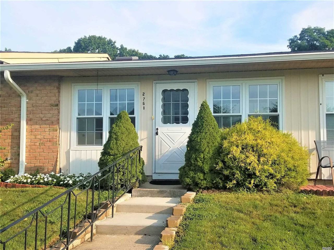 276B 276b Berwick Ct - Photo 2 of 12