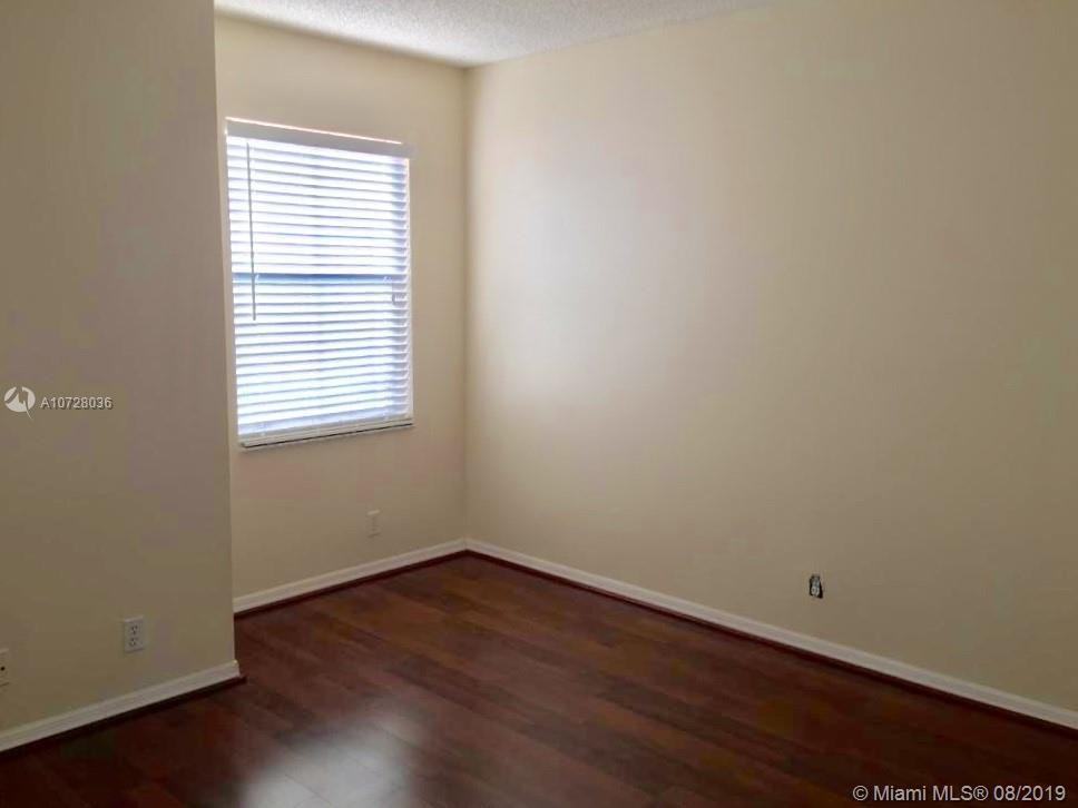 5467 Southwest 125th Terrace - Photo 2 of 9