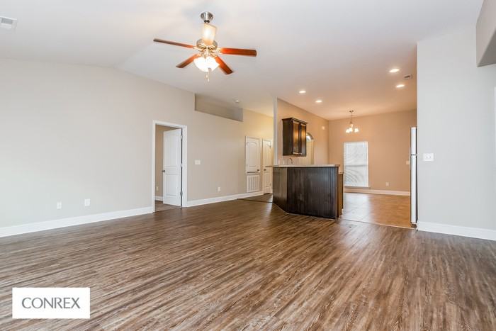 28180 Odie Scott Drive - Photo 2 of 8