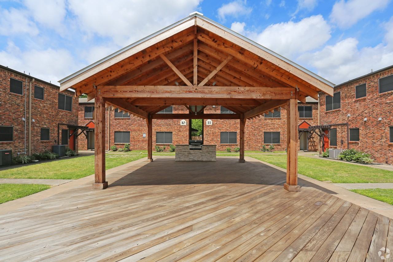 Pointe Ann Apartments - Photo 6 of 36