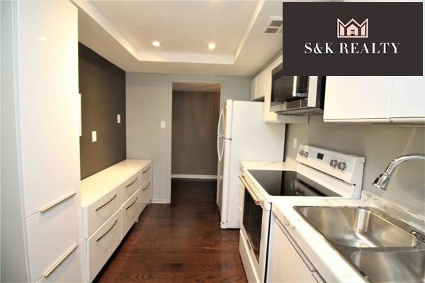 2045 Lake Shore Boulevard West #2412